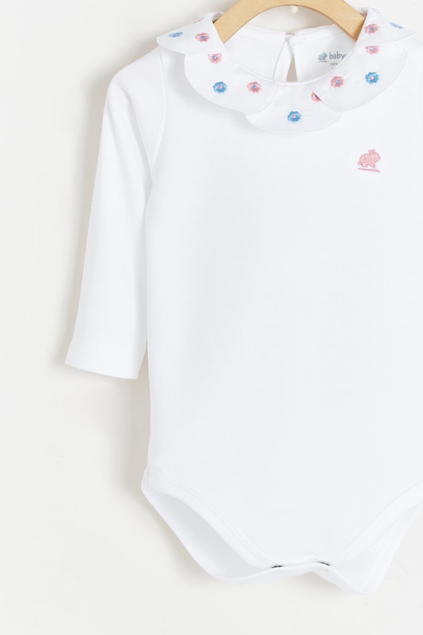 Lari Detailed Collar Bodysuit