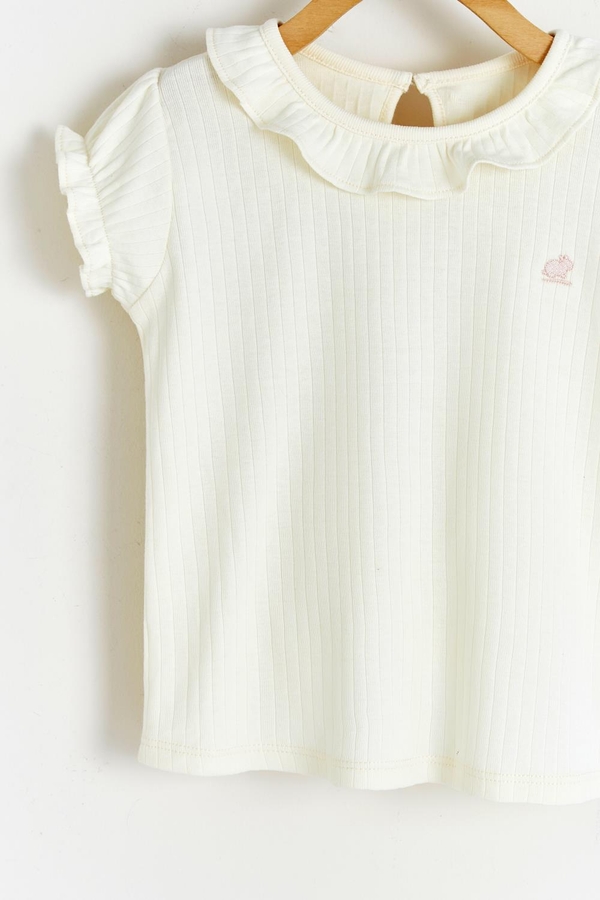 Essentials Ruffle Short Sleeve Top