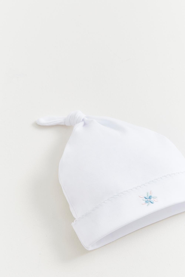 Lily Knot Beanie