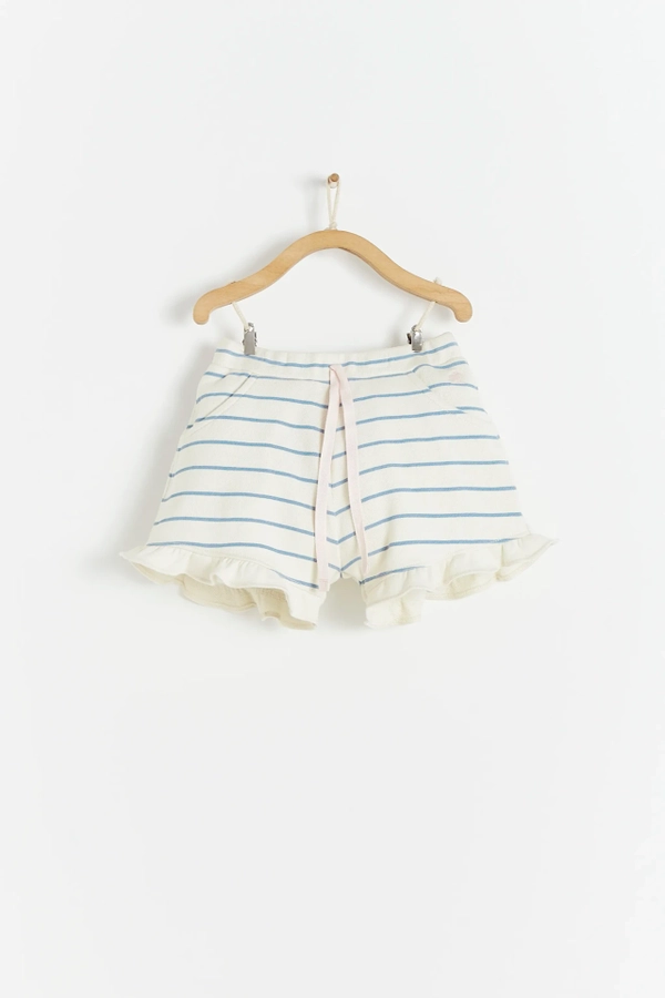Niza Ruffle Short. Front view