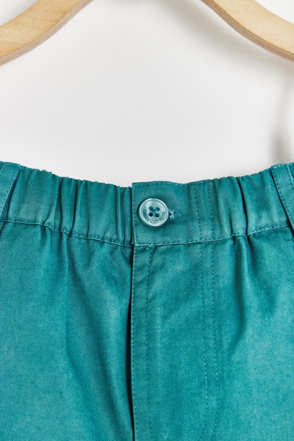 Premium Cotton Raj Bermuda for Toddler. Button detail view
