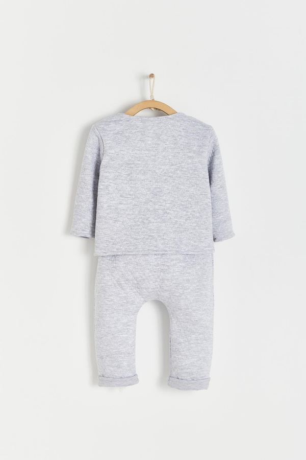 Premium Peruvian Pima Cotton Matelasse 2 Piece Set for Infant. Back view