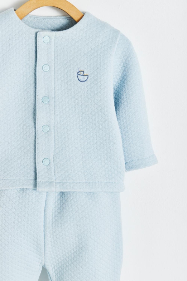 Premium Cotton Oceania Matelasse Set for Infant. Detail view