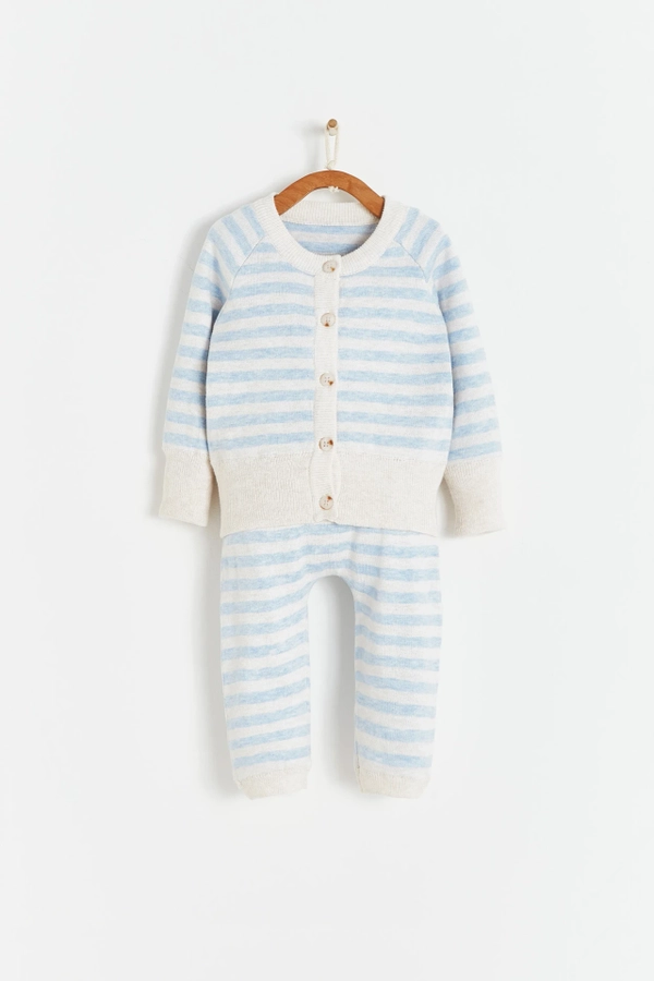 Premium Cotton Knit 2-Piece Set for Infant. Front view.