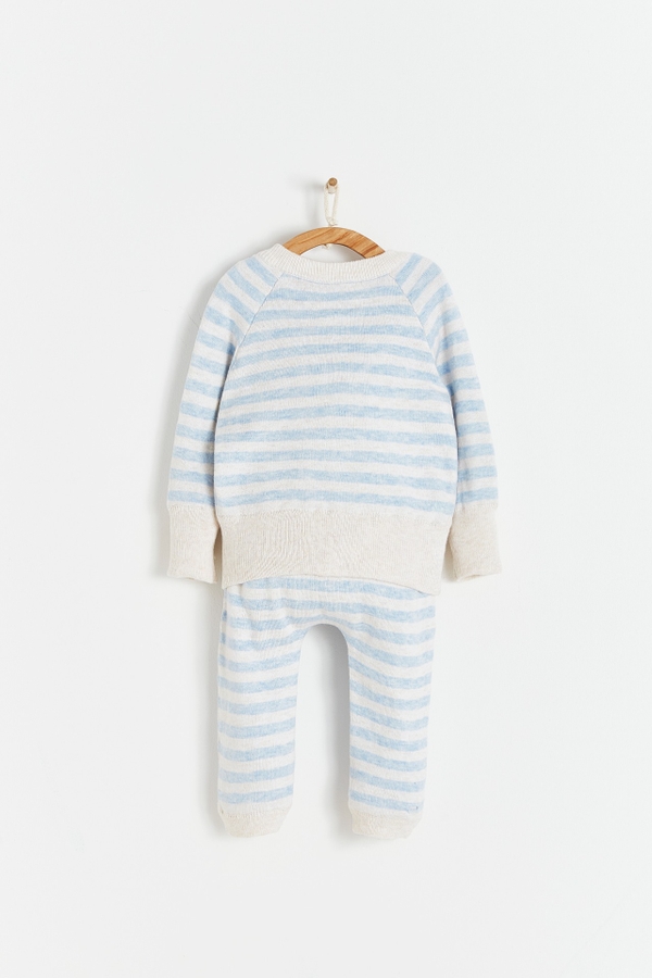 Premium Cotton Knit 2-Piece Set for Infant. Back view.