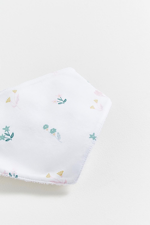 Premium Peruvian Pima Cotton Mila Bandana Bib for Infant. Pattern view