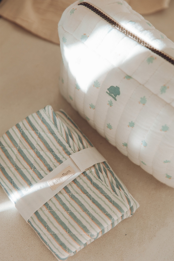 Noah Muslin Changing Pad