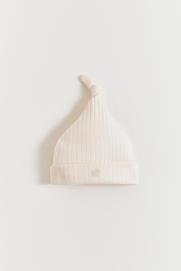 Point Knot Beanie