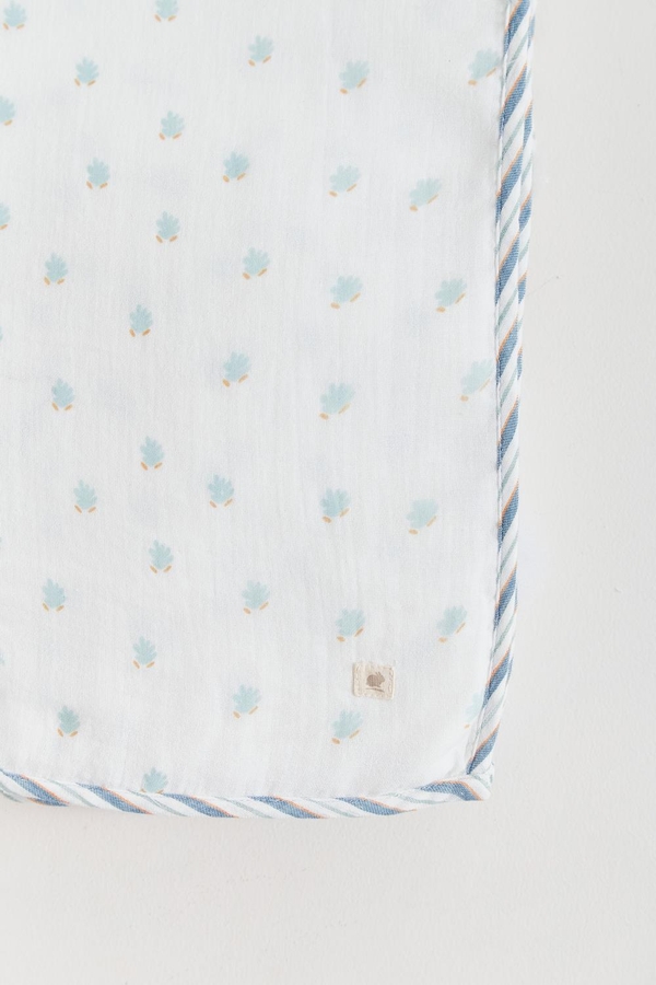 Noah Muslin Blanket