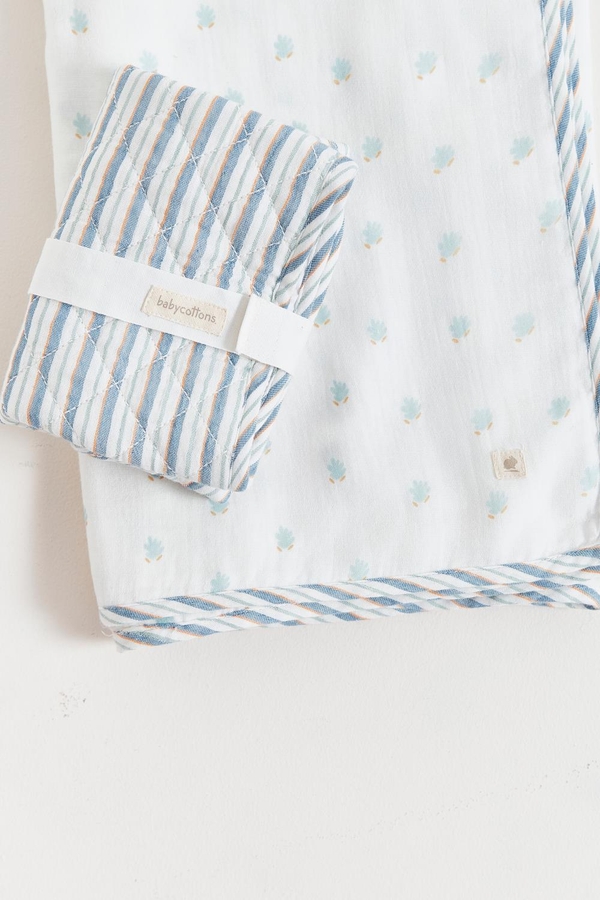 Noah Muslin Blanket