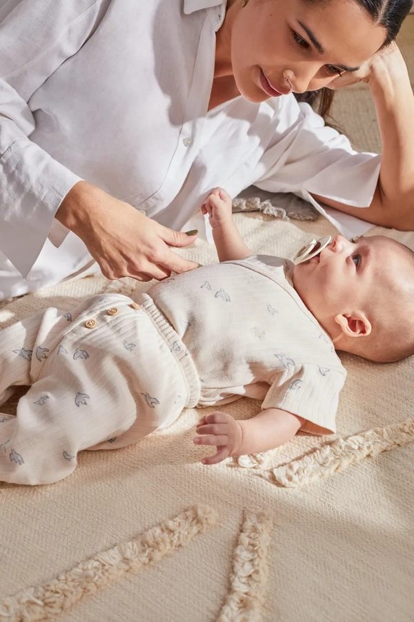 Premium Cotton Goose Crossed Bodysuit & Pants Set For Infant. Mom & Baby moderl view
