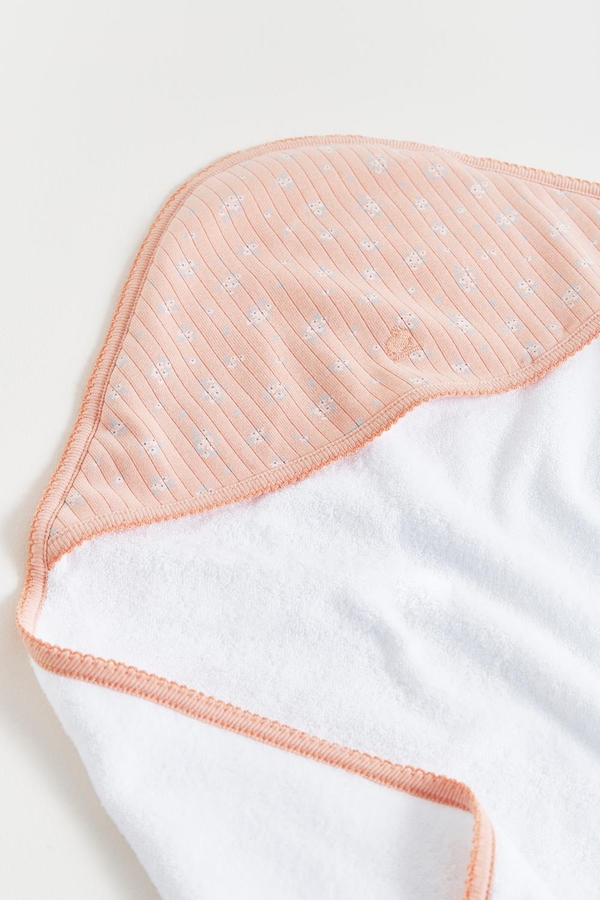 Marlot Small Hooded Towel