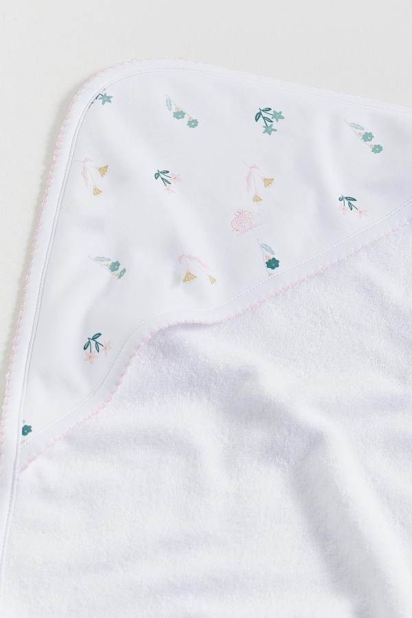 Premium Cotton Mila Small Hooded Towel for Infant. Pattern view