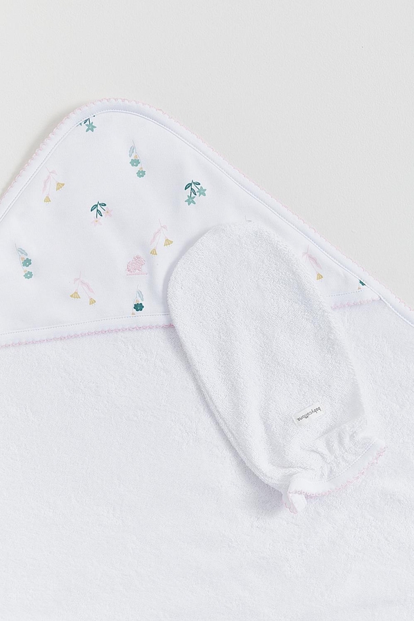 Mila Small Hooded Towel